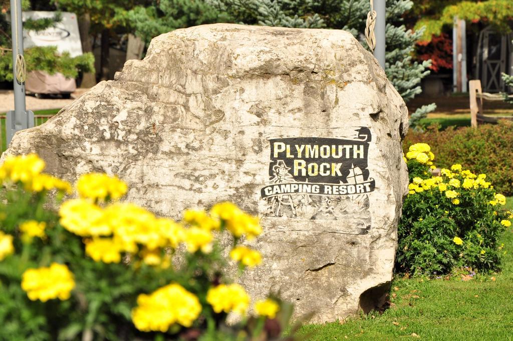 Elkhart Lake Plymouth Rock Camping Resort Rustic Cabin מראה חיצוני תמונה